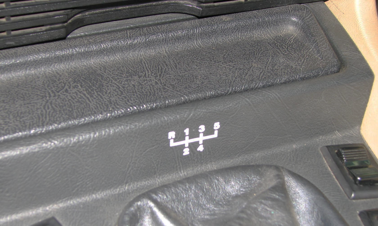 Shift Decal BMW e9/e21/e24 (Gold)