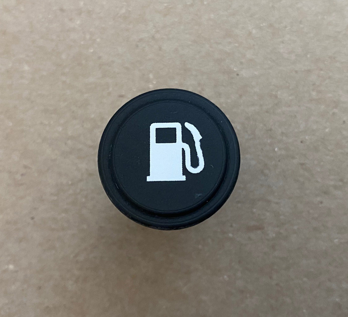 As-is (AUX) Fuel Pull Button (40 series)